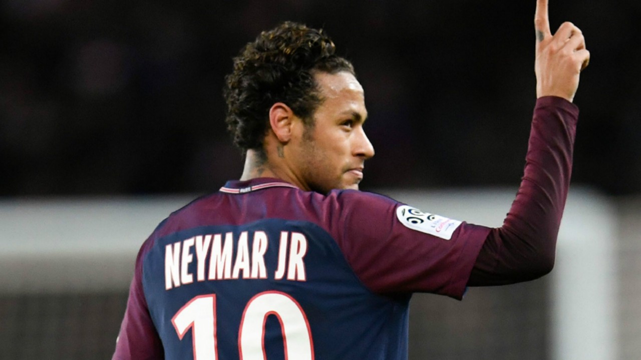 نيمار: لا أريد مواجهة برشلونة في دوري الأبطال