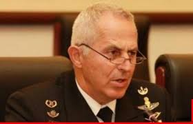 رئيس الأركان اليوناني وافق على تولي وزارة الدفاع