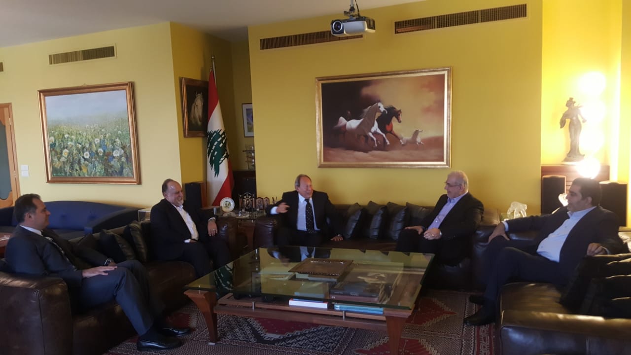 لحّود استقبل الداود والأعور وحمدان ووفد كتلة الوفاء للمقاومة في اليرزة
