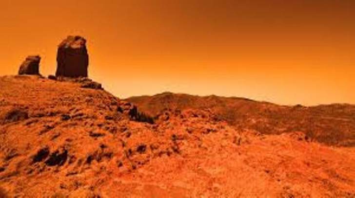 المريخ في اقرب مسافة من الارض منذ العام 2003