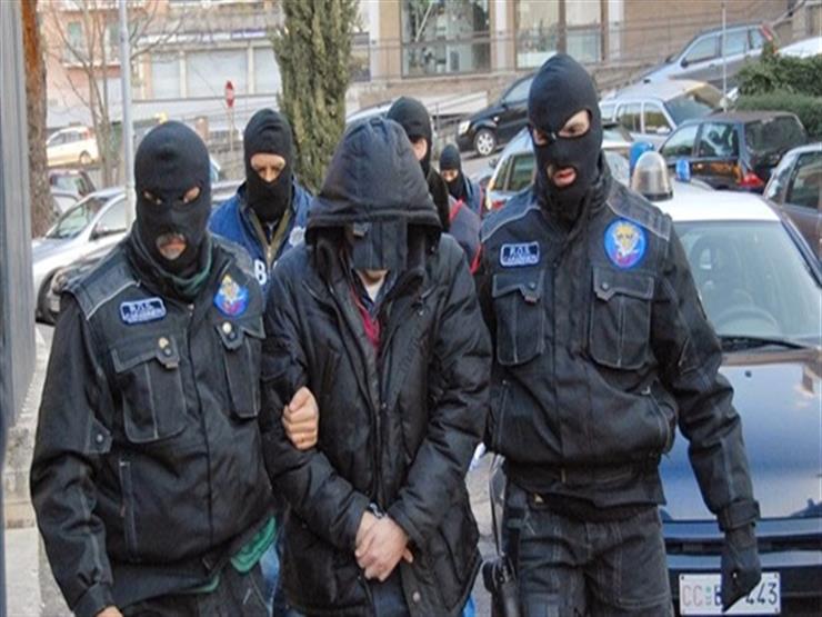 الحكومة الإيطالية: 22 قتيلا حتى الان جراء انهيار جسر جنوى
