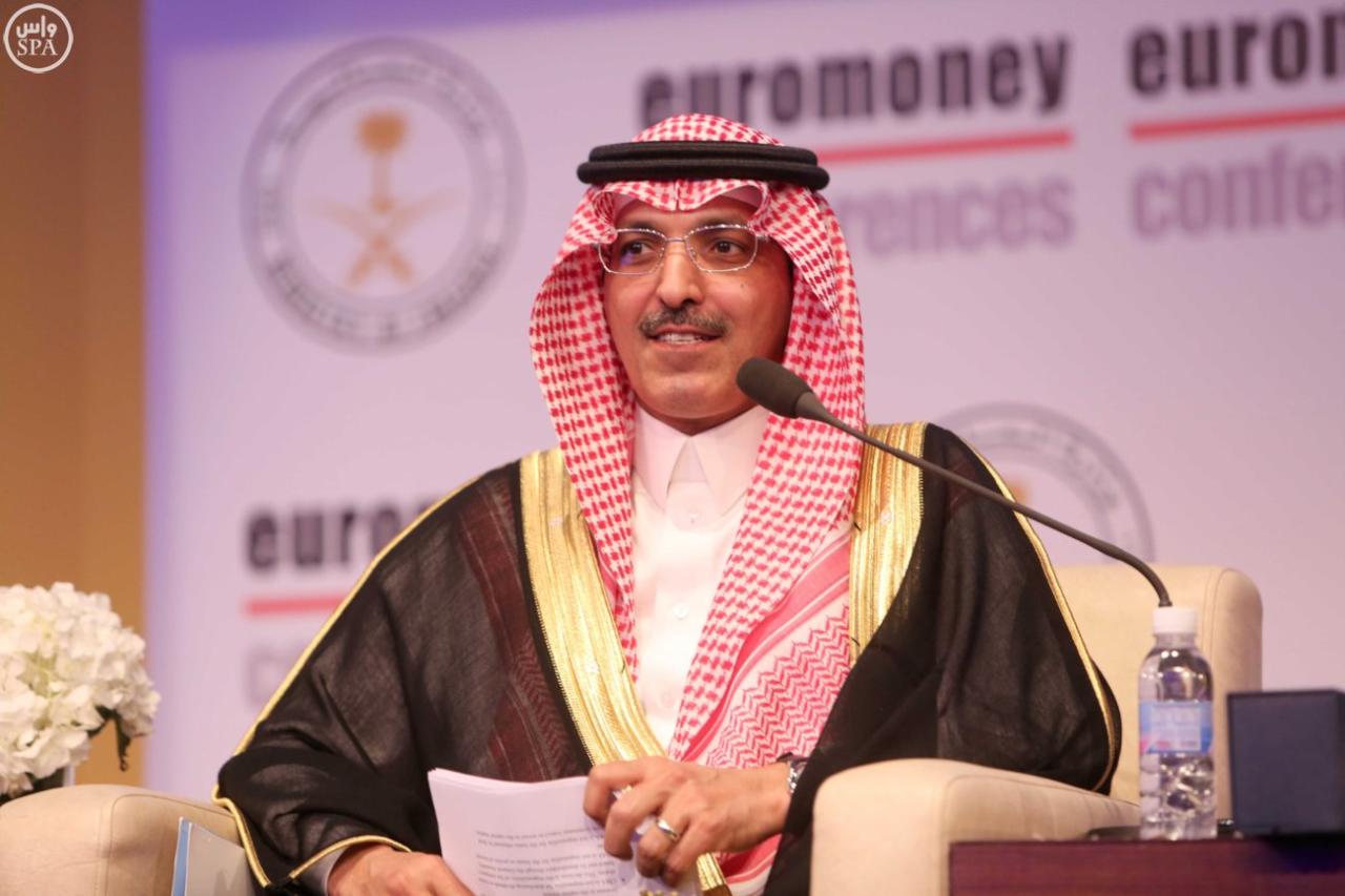 وزير المال السعودي: لا نية لتغيير الرسوم المفروضة على الوافدين
